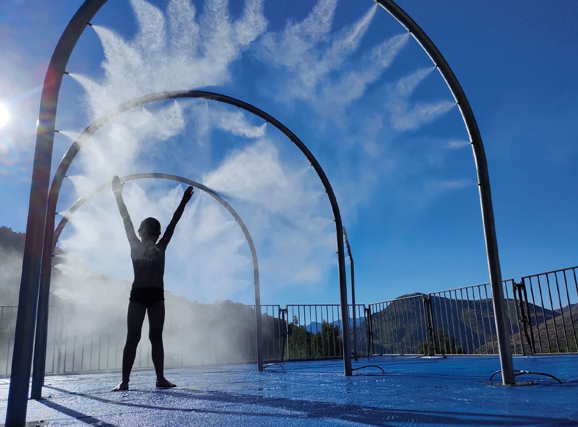 tunnel de fraîcheur arches de brumisation haute pression installation événementielle